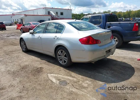 2013 Infiniti G37X z USA, uszkodzony, nr VIN JN1CV6AR8DM751850
